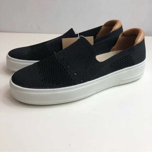 NWT Dearfoam Women’s Black Slip On Sneaker Size 6.5 - Picture 1 of 7